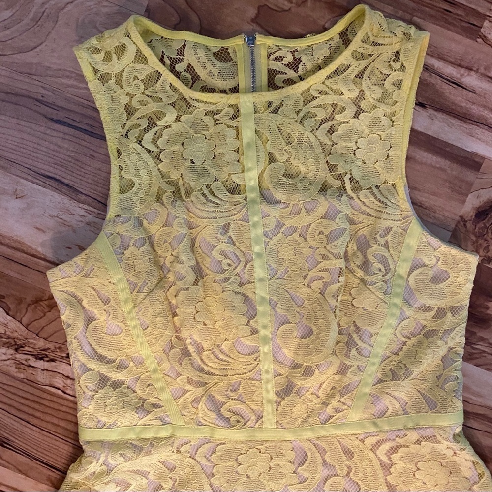 Donna Ricco Yellow Lace Dress Size 8 - Picture 5 of 13